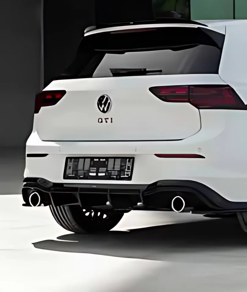 Arka Tampon Difüzörü – VW Golf 8 GTI / GTE / R-Line 2020-2024