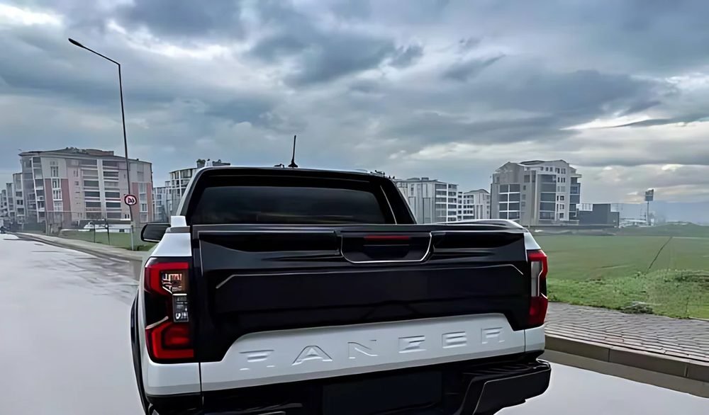 Bagaj Kapağı Kaplaması (Tam) – Ford Ranger 2022+